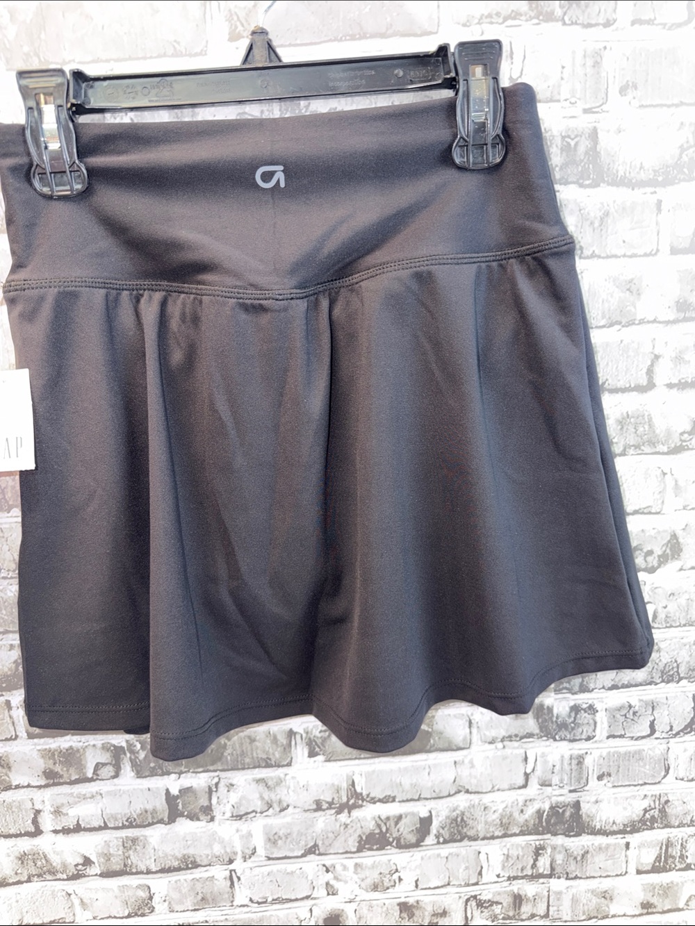 NWT Gap Athletic Black Women’s Skort with Stretch Waistband